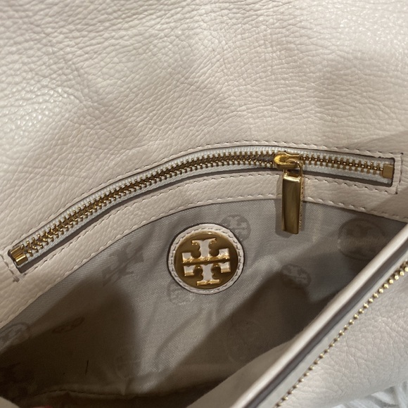 Tory Burch ivory crossbody bag - Picture 11 of 12